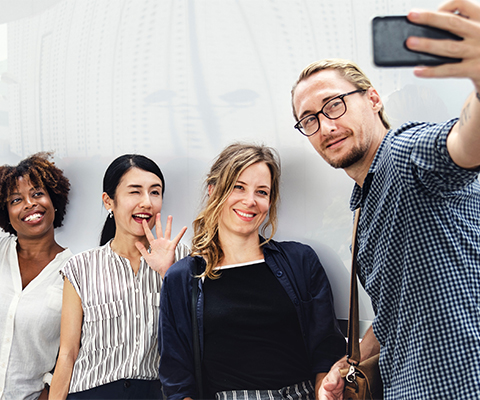 PREISGEKRÖNT | Unser multikulturelles, internationales Unternehmen gehört zu den TOP 100 der Innovationselite Deutschlands. PREISGEKRÖNT | Unser multikulturelles, internationales Unternehmen gehört zu den TOP 100 der Innovationselite Deutschlands.