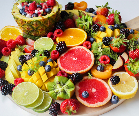 VITAMINBAR | Vitamine sind gut für die Konzentration: an einem Tag pro Woche gibt es für alle Obst und Gemüse kostenlos. VITAMINBAR | Vitamine sind gut für die Konzentration: an einem Tag pro Woche gibt es für alle Obst und Gemüse kostenlos.